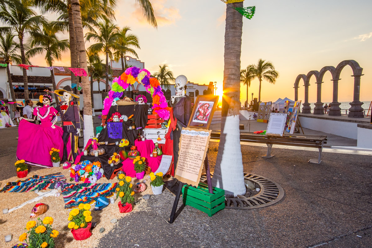 Colorado Desk Puerto Vallarta Celebrates the Mexican Tradition of the